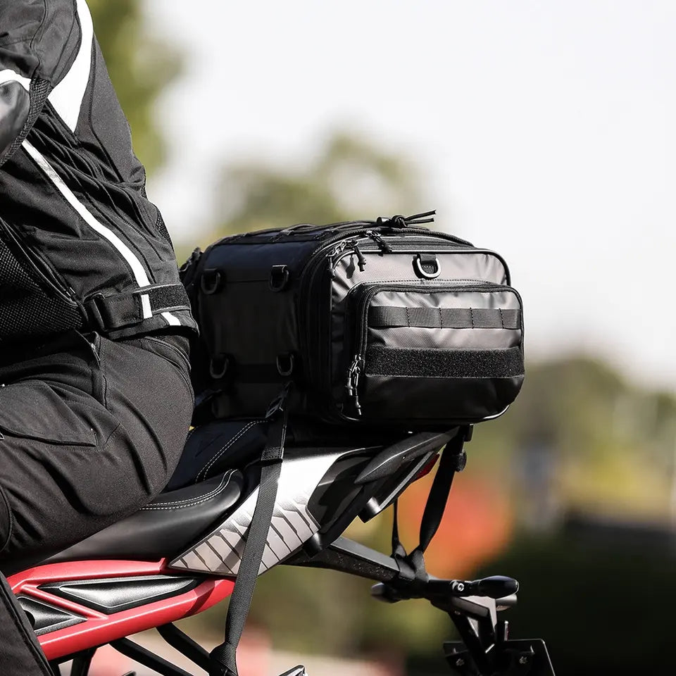 Motorrad Satteltasche "Rhinowalk" mit variable Größe 19 - 26 L, wasserdicht, zuverlässige und strapazierfähige