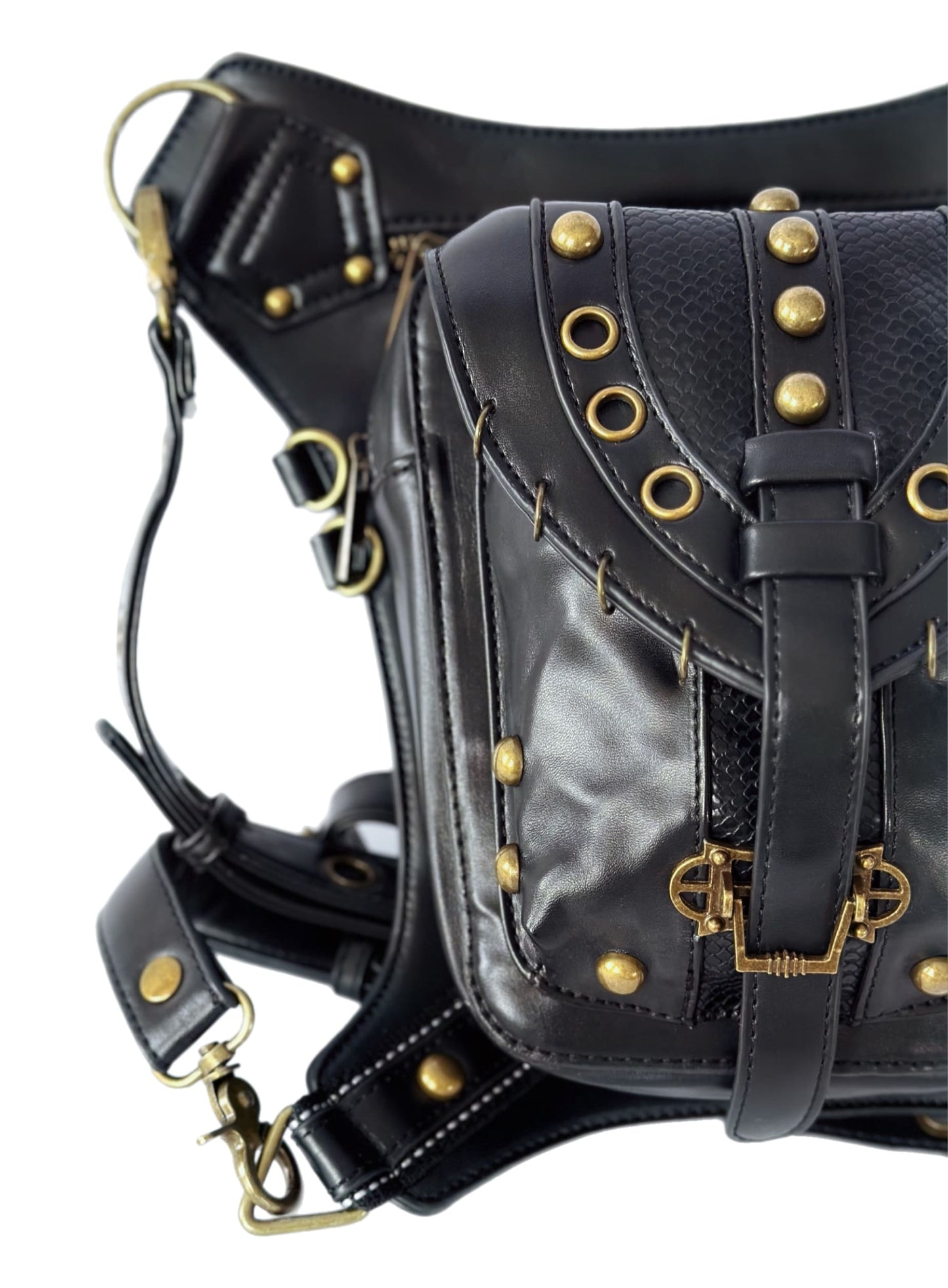 Vielseitige alternative Tasche: Gothic-, Biker & Punk Stil, wandelbar für Hüfte oder Schulter HG 137