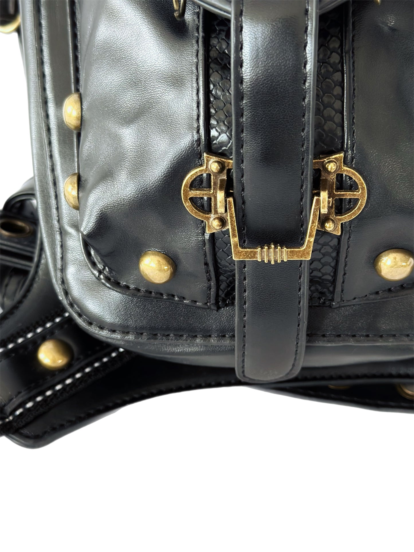 Vielseitige alternative Tasche: Gothic-, Biker & Punk Stil, wandelbar für Hüfte oder Schulter HG 137
